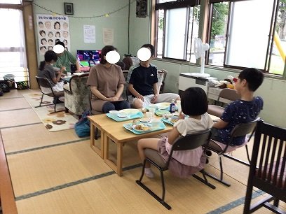 わいわい食堂2コピー.jpg